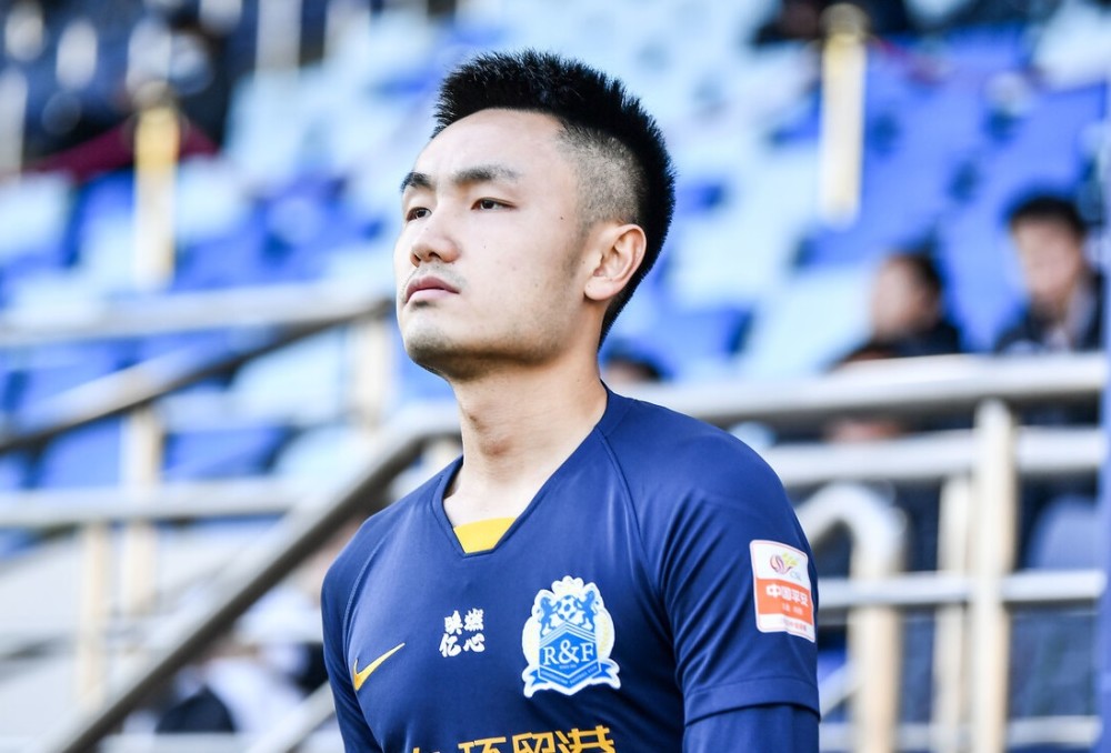 清晨新疆广汇备战欧冠,强势反弹细节曝光,球迷炸锅,高层口径保持一致的简单介绍 清晨新疆广汇备战欧冠,强势反弹细节曝光,球迷炸锅,高层口径保持一致的简单介绍